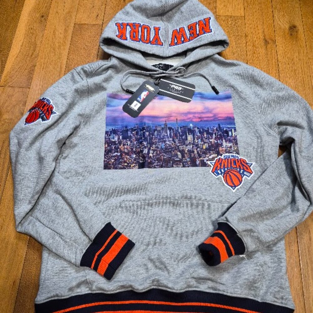 New York Knicks Pro Standard Hoodie Grey Men's M Kangaroo Pocket Embroid LogoNEW - Picture 2 of 10